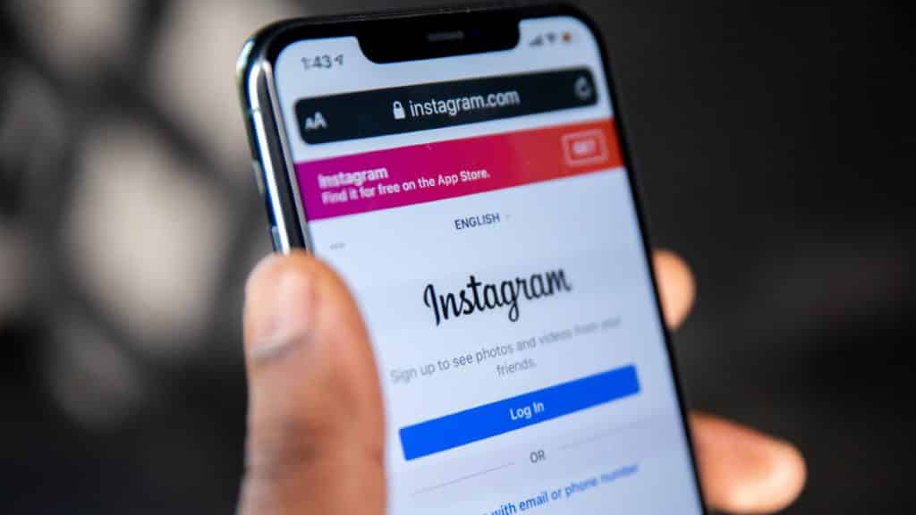 how to link instagram to tiktok